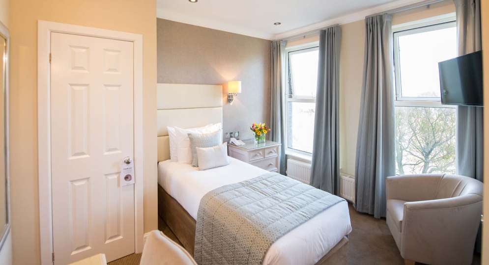 Carlyon Bay Hotel Single Sea Facing Room (117) Accommodation Bed and Seating